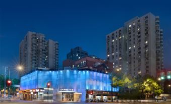 Jinglai Hotel Light Luxury (Daning International Shanghai Business School Branch)