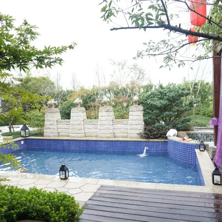 Jiashan Yunlan Bay Honglu Yuanlin Hotel