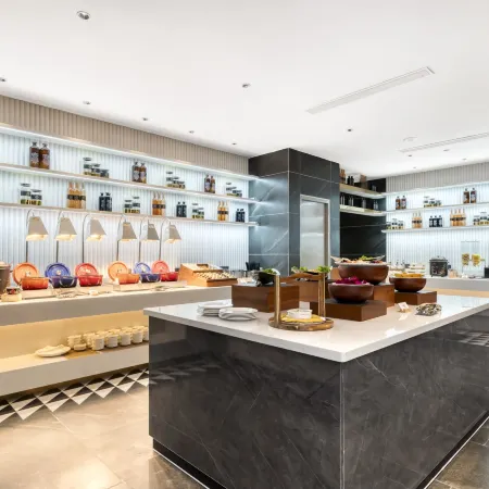 Homeinn Plus Hotel (Rongcheng Chengshan Avenue Cherry Lake)