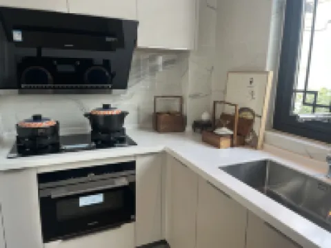 麓瀾雲居民宿（青島温泉度假區店）