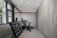 Jinan Daming Lake Scenic Area Furong Street Light Residence Hotel