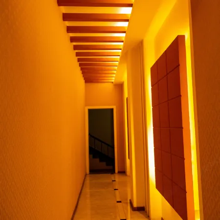 Ludian County Guan Hong Holiday Hotel
