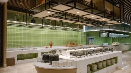 Zijinyuan Grand Hotel Отели рядом с достопримечательностью «Huangqiao Ancient Town»