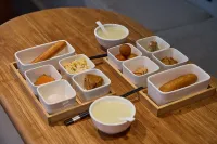 Floral Hotel · Jiuhuashan Nanyue hotel (Meat Body Palace Branch)