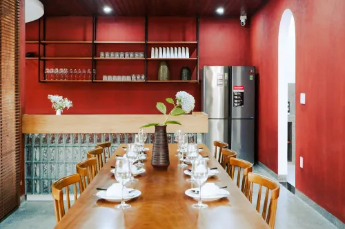 Truong Phu House - Hotel & Apartment Hotels in Quang Dien District