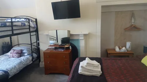 Overton Guest House - 2-Star