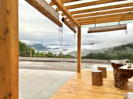 Hefeng Shuaishuaijia Homestay