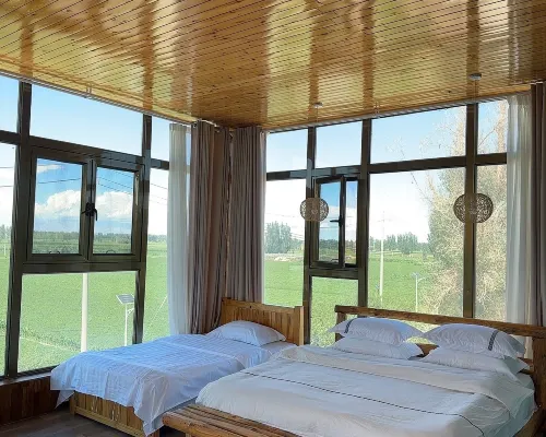 Bohu Jiyu Minshe Hotels in Bohu
