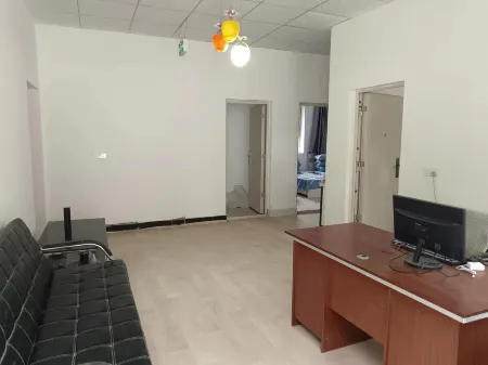 Pinshang Populus homestay Отели рядом с достопримечательностью «Loulan Cultural Park»