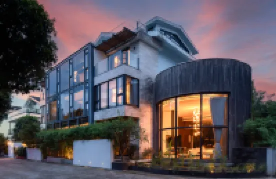 HOUSE IN GREEN Hotels in 