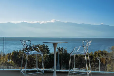 Tongxi sea view villa