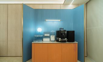 HanTing Hotel (Ningbo Beilun Songhuajiang Road Subway Station)