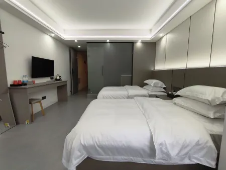 yuexiyuexinminsukezhan Отели рядом с достопримечательностью «Dabie Mountain Azalea Ecological Cultural Grand View Garden»