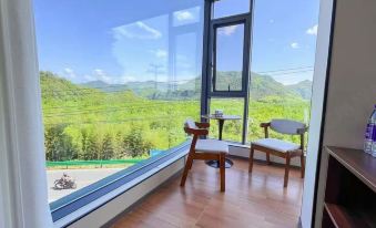 Xiyue Hotel (Redwood Forest Scenic Area)