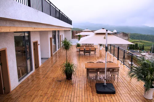 Banshan Yiju Hotel (Wumeng Grass Plain Scenic Area) Hotels in Panzhou