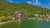 怪石嶺臨湖人家·民宿 - 水上樂園