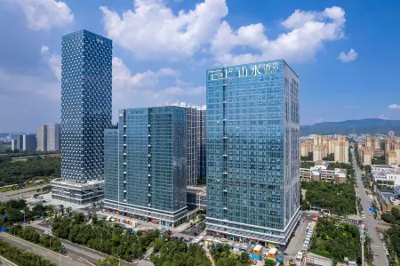 The Landscape Hotel on the Cloud Отели рядом с достопримечательностью «Yunnan Minzu University (Yuhua Campus)»