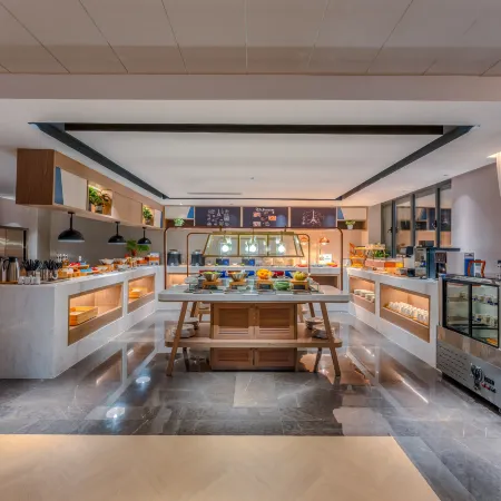 Kyriad Hotel (Korla Huijia Times Square)