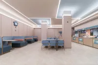 Hanting Hotel (Yicheng Station Zhongnonglian Branch)