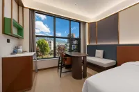 Xuan'en Boyue Hotel
