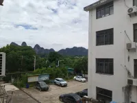 Wangshanju Homestay - Bãi đậu xe