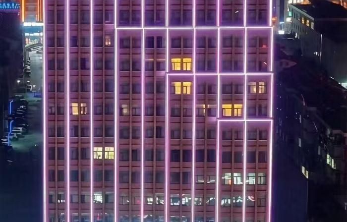 Dingbian Shengtang Hotel