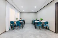 Huashili Hotel (Kunming Changshui International Airport T1 Terminal) - servizio colazione