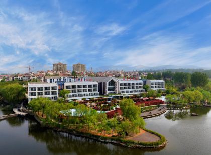 萬紫千紅度假飯店