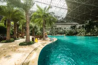 Fisher island Seaview Hot Spring Resort - Pools