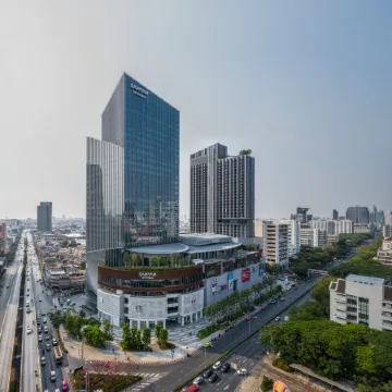 Triple Y Hotel Отели рядом с достопримечательностью «Станция Mrt Сам Ян»