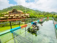 Binglangbolong gu Inn Hotele w: Baoting