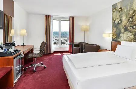 Taste Hotel Heidenheim Отели рядом с достопримечательностью «Margarete Steiff Museum»