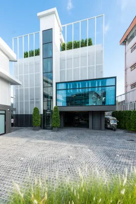 Kaya Heritage Hotel Hotels near Bangkok Thonburi University