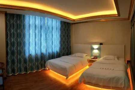 BeiliuFenglvBusinessHotel Отели рядом с достопримечательностью «Darongshan National Forest Park»