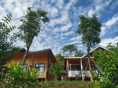 Lantian Yunju Huagu Linyuan Homestay