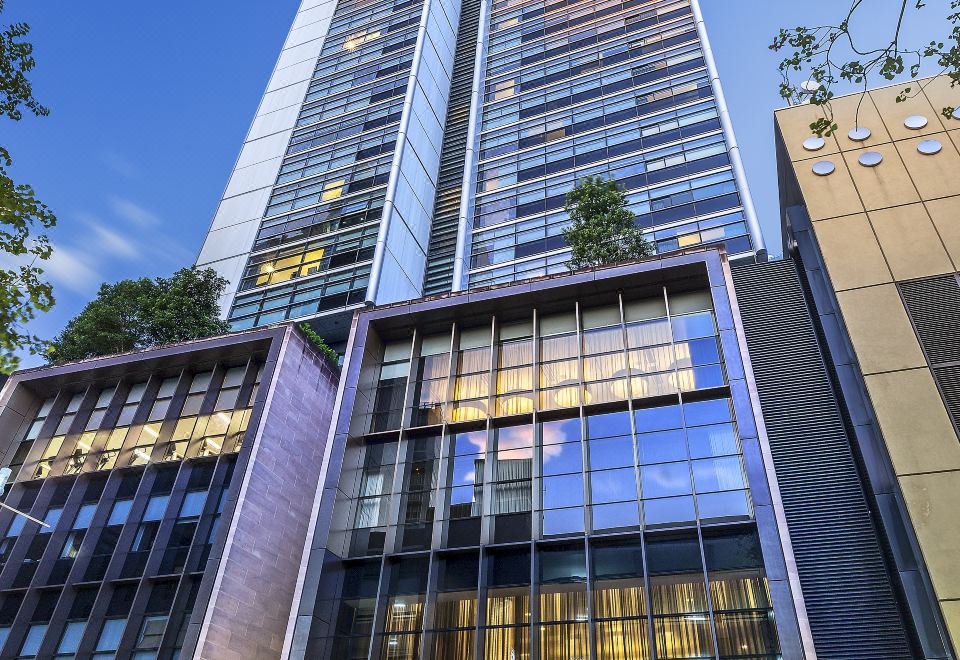 프레이저 스위트 시드니의 모던한 로비