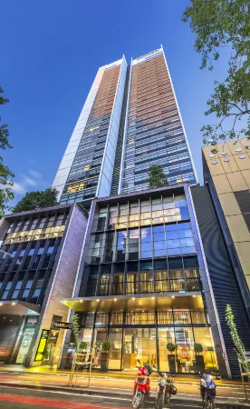 Fraser Suites Sydney Отели рядом с достопримечательностью «Сиднейский Таун-холл»