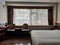 中山爱艺酒店 - 豪华大床房