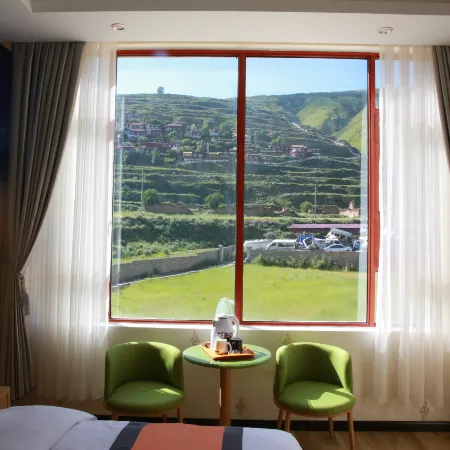 Genquequzhen Hotel