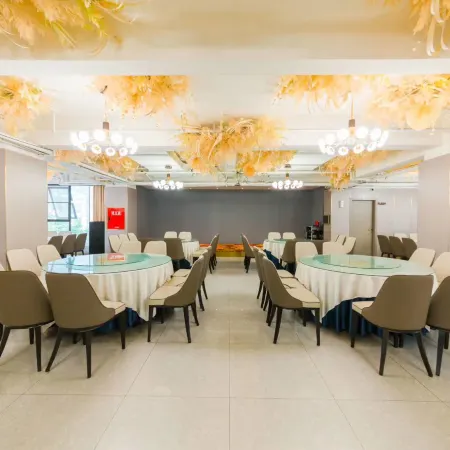 Linjiayuan Light Hotel