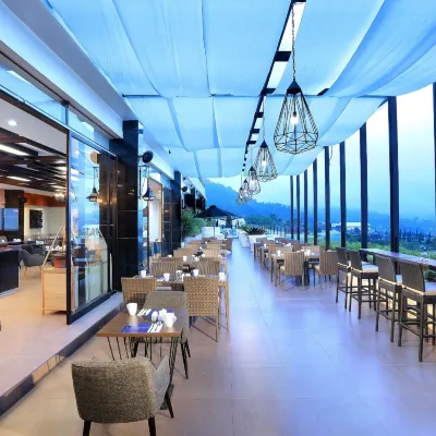 Aston Inn Batu Hotels near Batu Night Spectacular