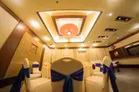 Fenghuangcheng Hotel - 3-Star