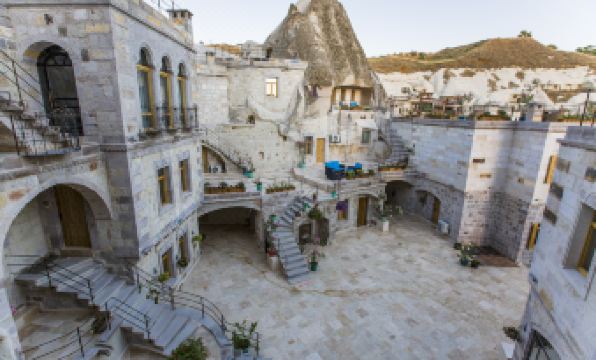 Imperial Cave Suites & Spa