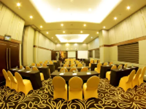 Swiss-Belhotel Ambon Hotels in Ambon City