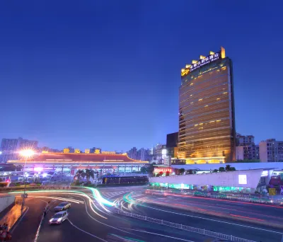 Zhuhai Charming Holiday Hotel (Gongbei Port High Speed Rail Station Store) Hotels near Zhuhai Railway Station