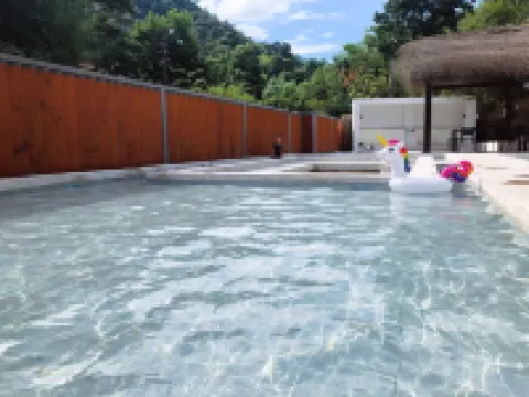 莫干山奢隱度假民宿（庾村店）