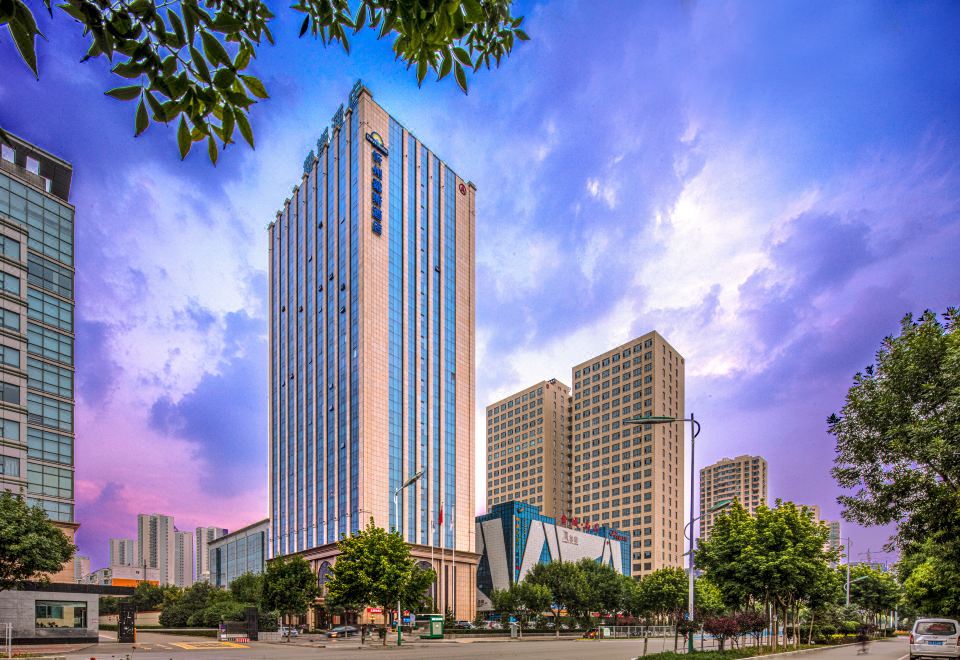 Days Hotel by Wyndham Shanxi Xinzhou - Housity