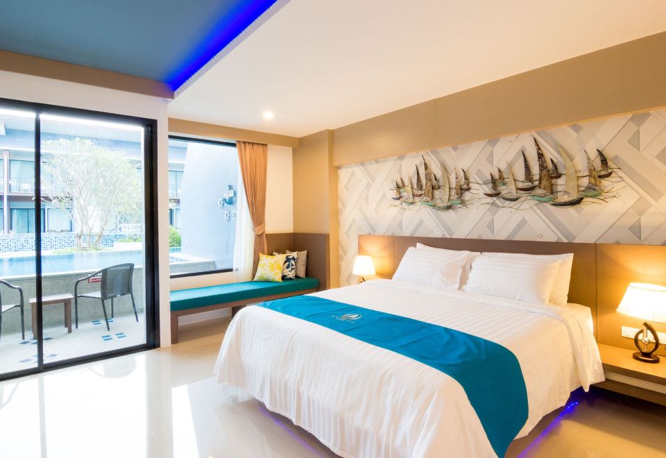 4. 더 푸 비치 호..