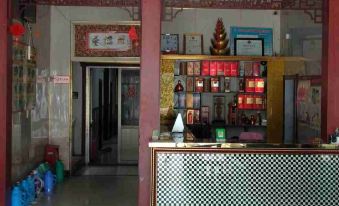 Qufu Jinfuyuan Hotel