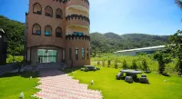 Lian Chinq Diving B&B Hotels near Green Island